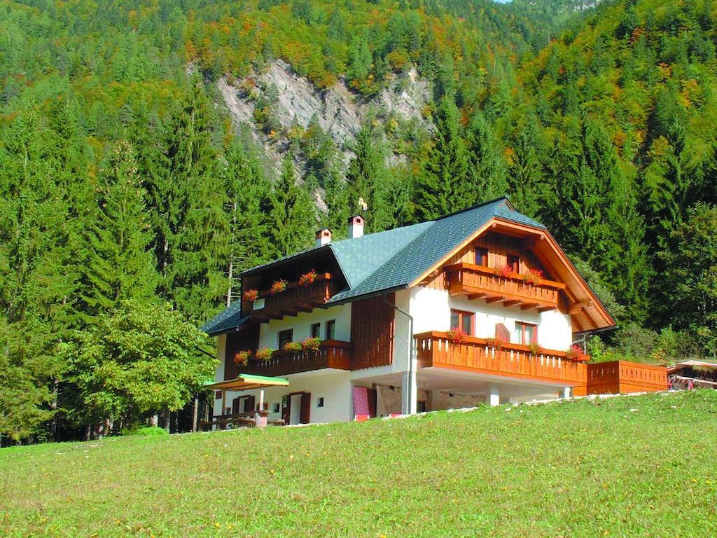 Agriturismo Prati Oitzinger Valbruna Exteriör bild